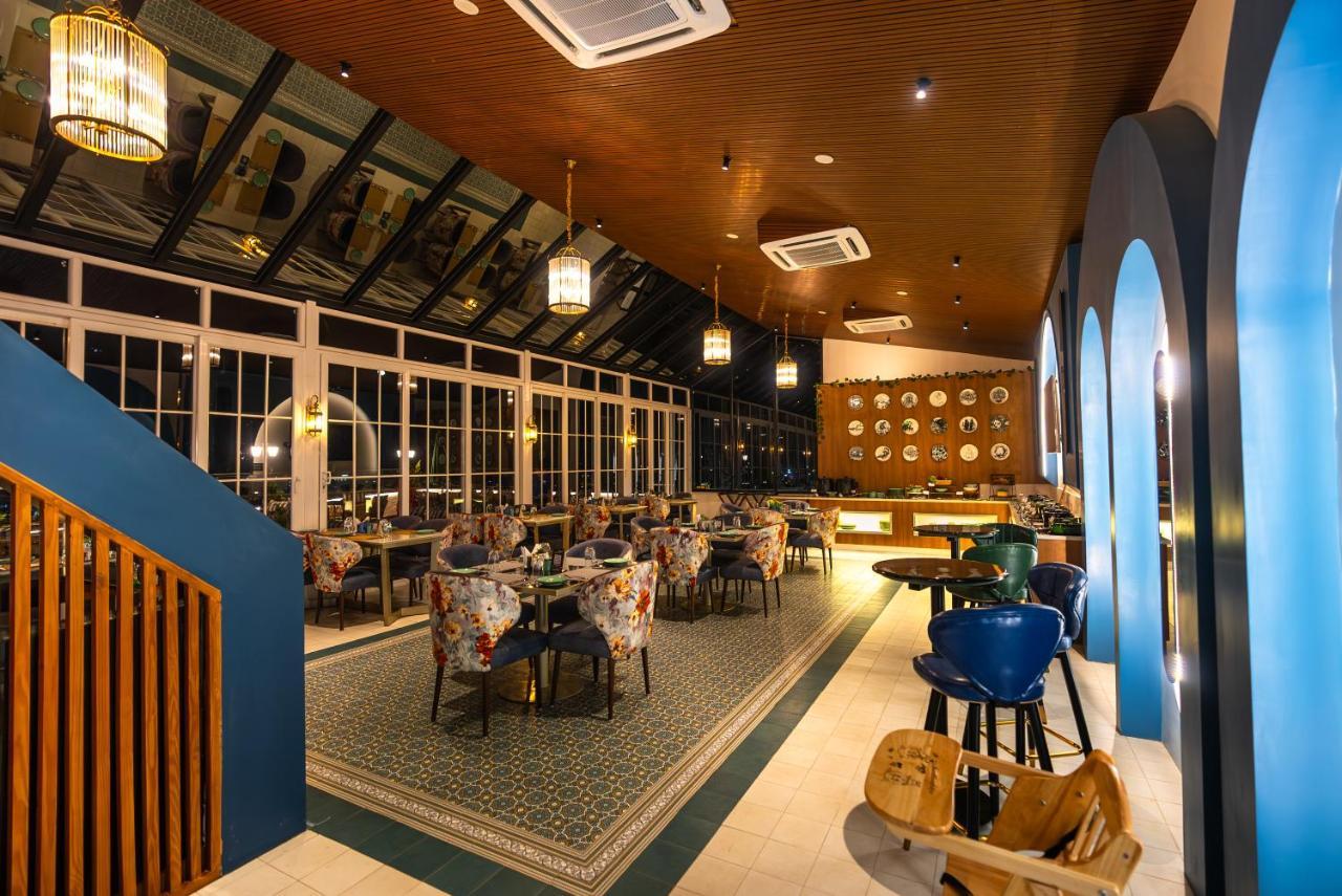 Clarks Inn Express, Risikés Kültér fotó
